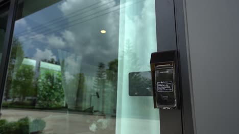 Modern-Home-Digital-Door-Lock,-Close-Up