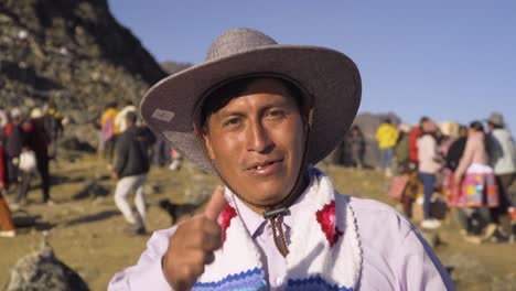 Daytime-at-the-Tayta-Shanti-festival-in-Huancayo,-Peru