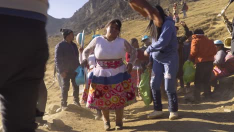 Daytime-at-the-Tayta-Shanti-festival-in-Huancayo,-Peru