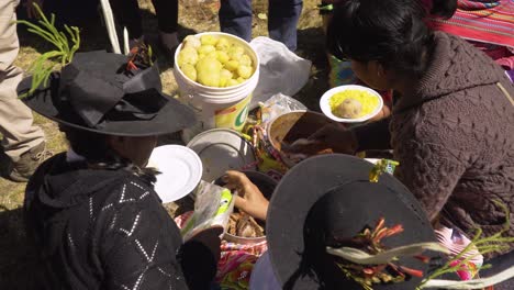 Tagsüber-Beim-Taita-Shanti-Festival-In-Huancayo,-Peru