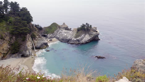 Julia-Pfeiffer-Burns-State-Park-With-McWay-Falls-In-Big-Sur-Coast,-Central-California,-USA