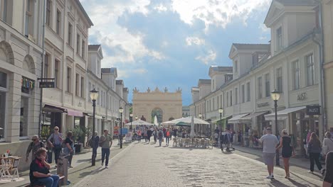 Straßenansicht-Des-Brandenburger-Tors