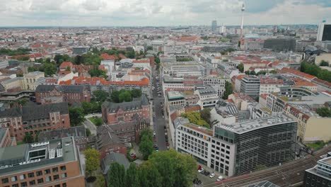 Amazing-historical-architecture-in-downtown-of-Berlin,-Germany