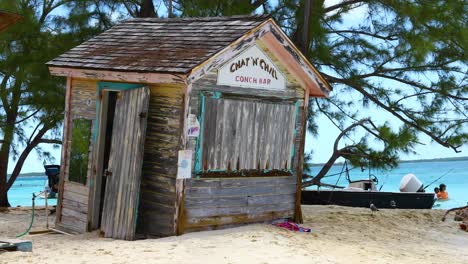Dies-Ist-Ein-Statisches-Video-Der-Berühmten-Chat-&#39;n&#39;-Chill-Conch-Bar-Auf-Exuma-Auf-Den-Bahamas