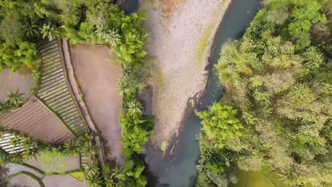 Overhead-drone-shot-of-river-dries-up-in-the-dry-season