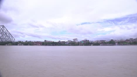 Howrah-Bridge-is-a-cantilever-bridge-built-by-the-British-East-India-Company-in-1943