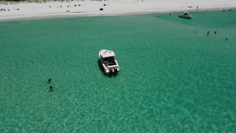 Green-crystal-clear-waters,-Blue-skies,-and-white-sands,-at-Shell-island-on-Florida’s-Emerald-Coast