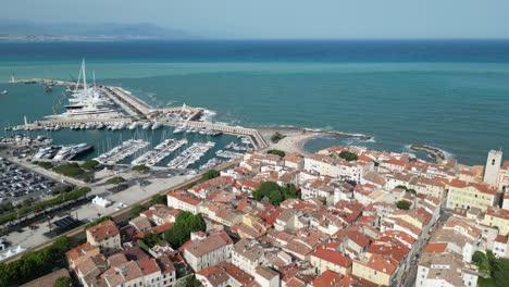 Hafen-Und-Stadt-Antibes-Frankreich-Drohne,-Luftaufnahme
