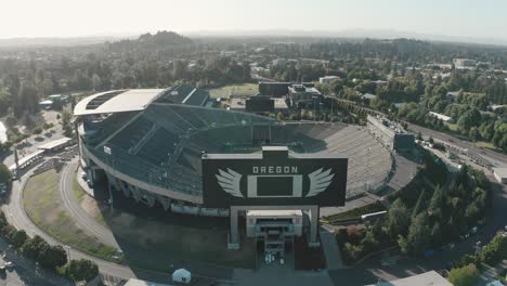 Una-Vista-Aérea-Del-Estadio-De-Fútbol-Autzen-En-Eugene,-Oregon