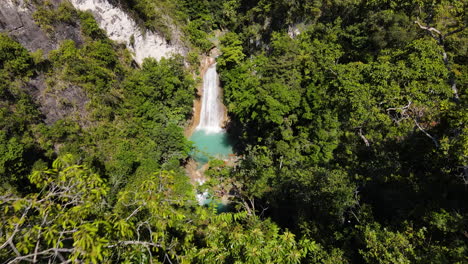 Lush-Tropical-Forest-Revealed-Hidden-Pristine-Waterfalls-In-West-Sumba,-Indonesia