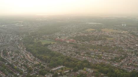 Luftaufnahme-über-Den-Hanworth-Vierteln-In-London