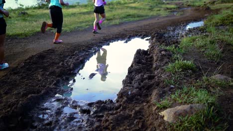 athletes-trail-running-in-the-mountains