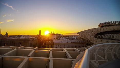 Sombrilla-Metropol-En-Sevilla,-España-Al-Atardecer---Timelapse