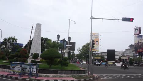 The-Cirebon-Prosecutor's-Monument-or-Proclamation-Monument-is-a-building-shaped-like-a-pencil,-about-3-meters-high