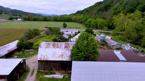 aerial-push-over-old-homestead-in-appalachia-near-mountain-city-tennessee