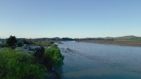 Loncomilla-River-park-at-San-Javier-Maule-Chile