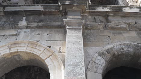 The-columns-and-arches-of-a-Roman-arena