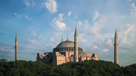 Hagia-Sophia,-UNESCO-Weltkulturerbe-In-Istanbul,-Türkei