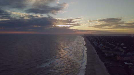 Imágenes-De-4k-Del-Atardecer-Con-Drones-En-La-Playa