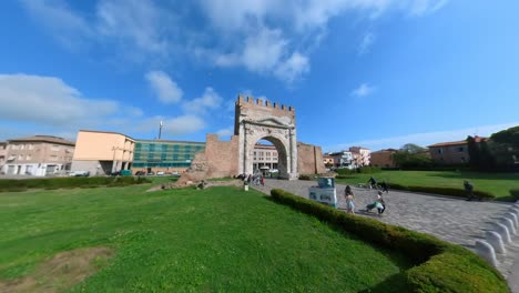 Arch-of-Augustus-in-Rimini,-Italy