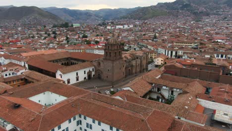 Templo-Del-Imperio-Inca-En-Cusco,-Perú
