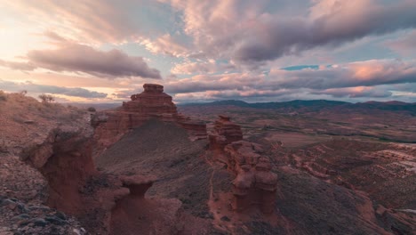 wide-angle-view-of-sunset-timelapse-day-to-night-in-desert-landscape-far-west-armantes-viewpoint-in-Calatayud,-zaragoza,-Spain