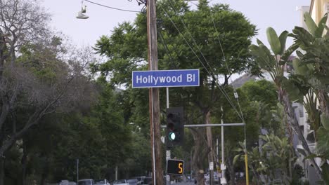 Hollywood-boulevard-in-Hollywood-Los-Angeles,-California