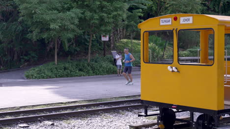 Der-Eisenbahnkorridor-In-Singapur