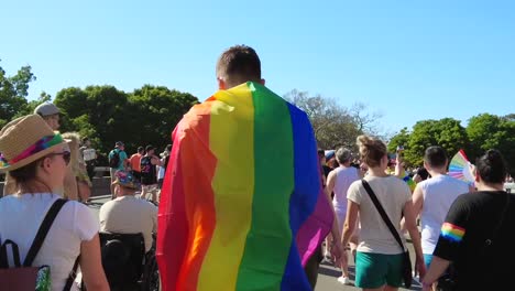 El-5-De-Marzo-De-2023,-Más-De-120.000-Personas-Cruzaron-El-Puente-Del-Puerto-De-Sydney-Para-El-último-Día-Del-Sydney-WorldPride.