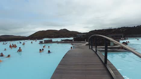 this-is-what-the-blue-lagoon-of-iceland-looks-like