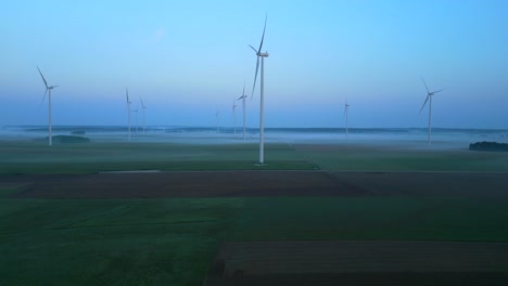 Windturbinenpark-Vor-Sonnenaufgang-Während-Der-Blauen-Stunde