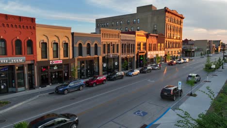 Main-Avenue-in-downtown-Fargo,-North-Dakota