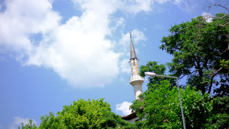 Ein-Minarett-Einer-Moschee-In-Birgi