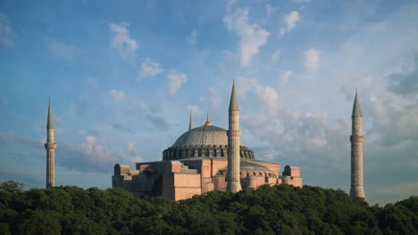 Hagia-Sophia,-UNESCO-Weltkulturerbe-In-Istanbul,-Türkei
