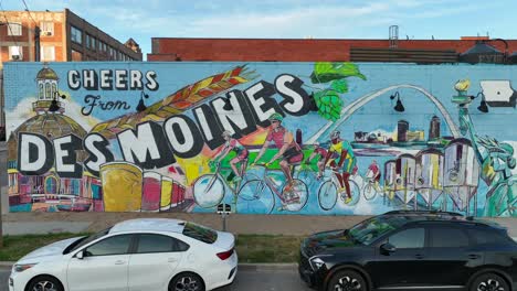 Cheers-from-Des-Moines-mural-in-downtown