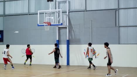 Junger-Basketballspieler-Beim-Training