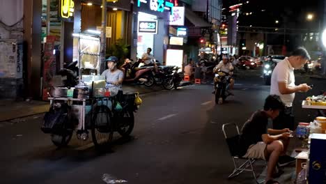 La-Ciudad-De-Ho-Chi-Minh,-Vietnam,-Se-Jacta-De-Contar-Con-Ciudadanos-Emprendedores-Y-Una-Economía-Local-Dinámica-En-Prácticamente-Todos-Los-Niveles-Y-Sectores.