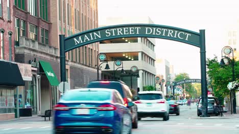 Time-lapse-Entrance-of-Main-Street-Rockford-Illinois-downtown-in-the-summer