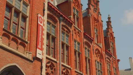 Brick-Facade-Of-Brugge-Bier-Museum-In-Bruges,-Belgium