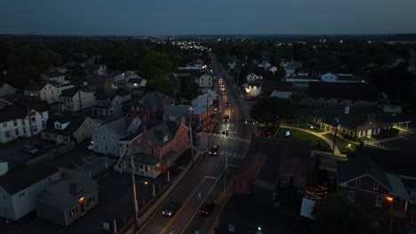 Pequeño-Pueblo-En-América-Por-La-Noche