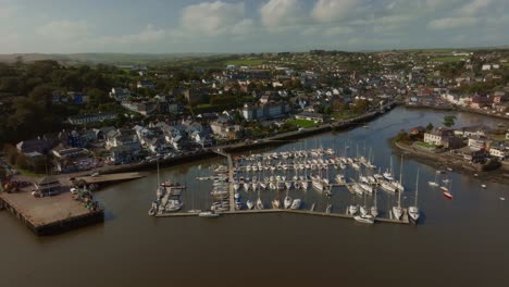 Luftaufnahme-Des-Hafens-Von-Kinsale,-Cork,-Irland-02
