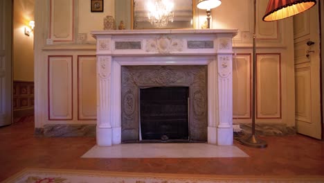 White-marble-mantel-with-moldings-from-an-18th-century-château