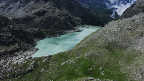 Alpe-Gera-dam-and-reservoir,-Fellaria-in-Valmalenco,-Italy