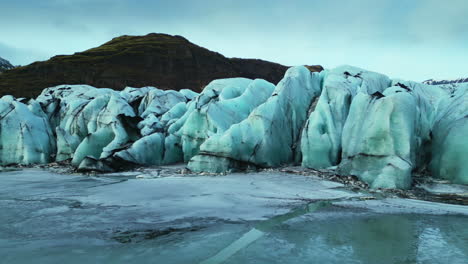 Luftaufnahme-Der-Eisfelsen-Des-Vatnajökull
