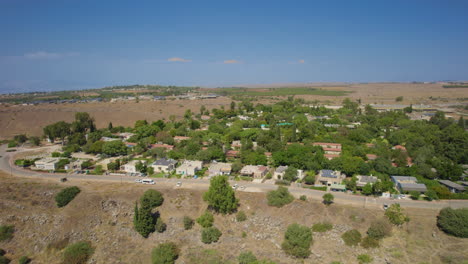 Kibutz-Afik-En-Los-Altos-Del-Golán,-Israel,-Muy-Por-Encima-Del-Mar-De-Galilea-Y-Se-Estableció-Cerca-Del-Sitio-De-La-Aldea-Siria-Abandonada.