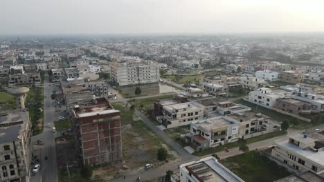 Draufsicht-Auf-Eine-Moderne-Wohnungsbaugesellschaft-In-Pakistan