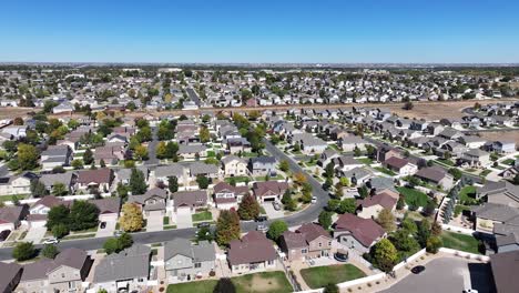 Greeley-Und-Evans-Colorado-Suburbs-2023,-Saubere-Luft,-Klare-Farben