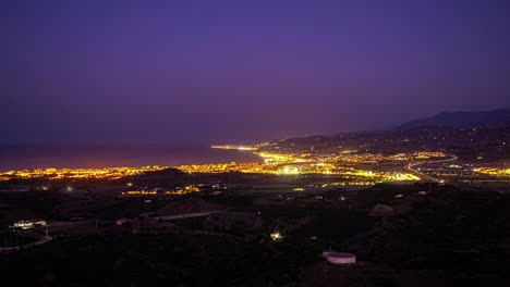 Zeitraffer-Eines-Sonnenaufgangs-Von-Einem-Aussichtspunkt-Mit-Blick-Auf-Die-Stadt-Malaga