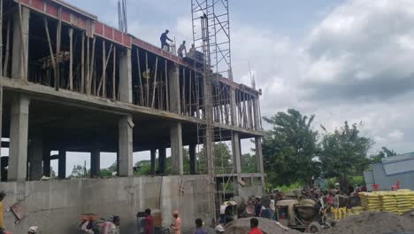 Construction-workers-working-at-a-development-site