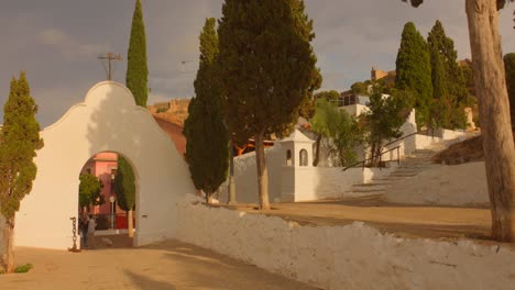 Historische-Stätten-In-Der-Calle-Calvario-Viejo-Auf-Golgatha,-Dorf-Sagunto,-Valencia,-Spanien